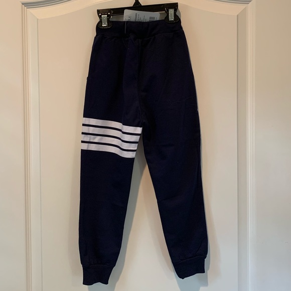 💙 NWT. Pull-on kid joggers. - Picture 2 of 4